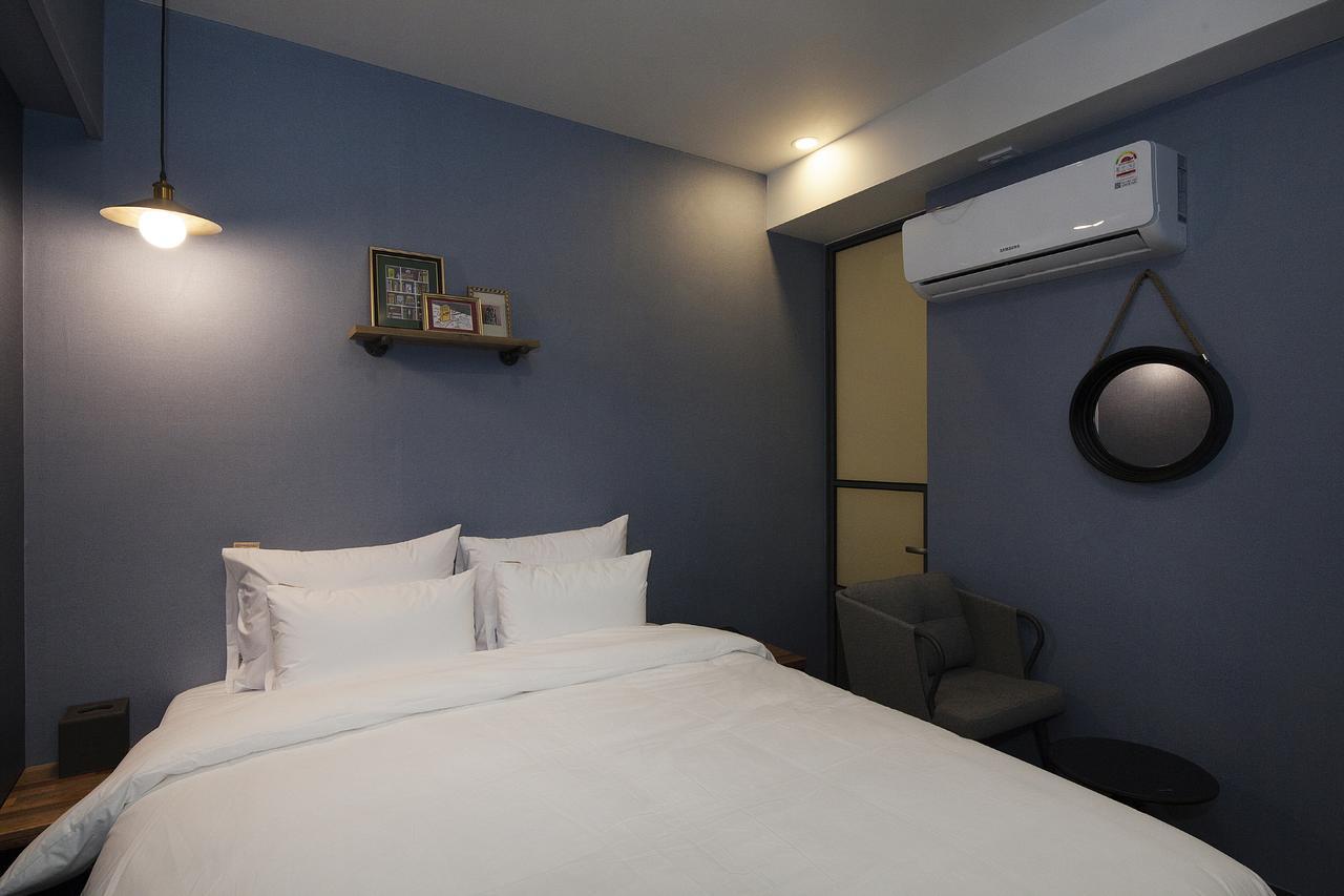 The Hotel Gray Busan Bagian luar foto
