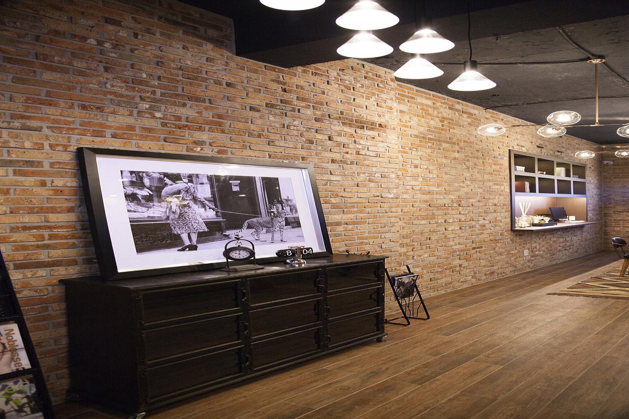 The Hotel Gray Busan Bagian luar foto
