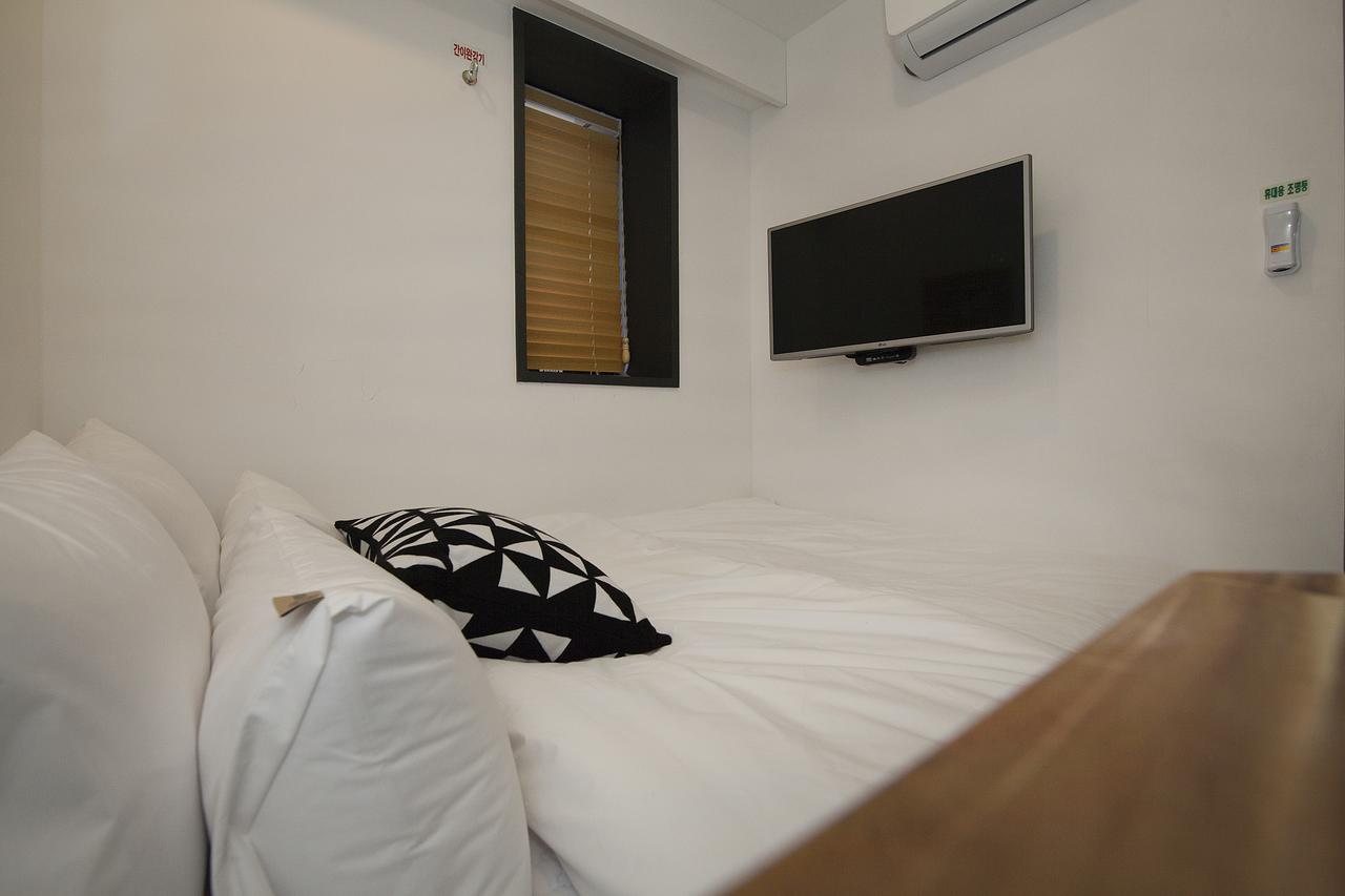 The Hotel Gray Busan Bagian luar foto